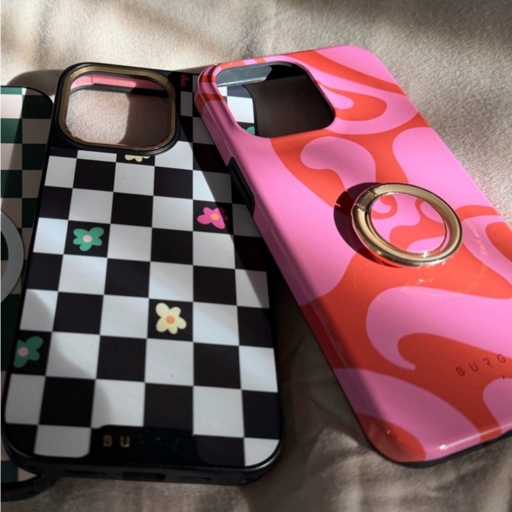 Burga iPhone 15 Pro Max Case Bundle